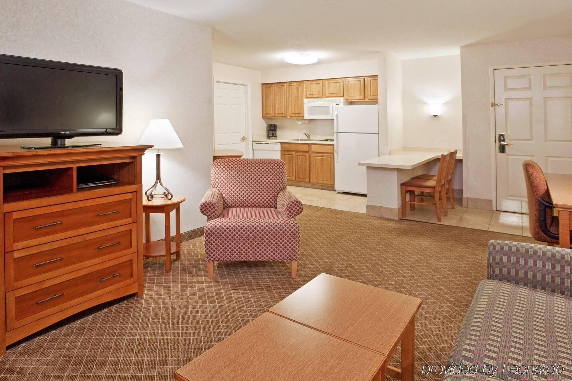 Staybridge Suites Columbus-Airport By Ihg Exterior photo